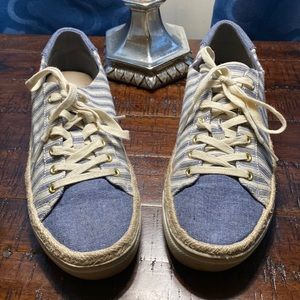 LIZ CLAIBORNE SNEAKERS